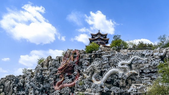 康輝旅游網(wǎng)<行走三晉>深圳出發(fā)太原+忻州古城+大同 云岡石窟+九龍壁+懸空寺+五臺(tái)山+平遙古城+喬家大院+張壁古堡雙飛6天5晚跟團(tuán)游，純玩 ，打卡應(yīng)縣木塔世界三大奇塔之一