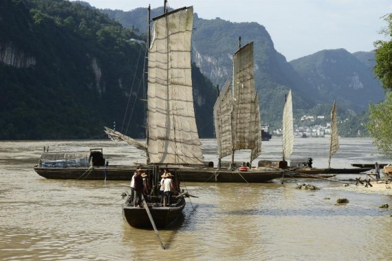 康輝旅游網(wǎng)宜昌起止三峽大瀑布、三峽人家、兩壩一峽、三峽大壩3天2晚跟團(tuán)游