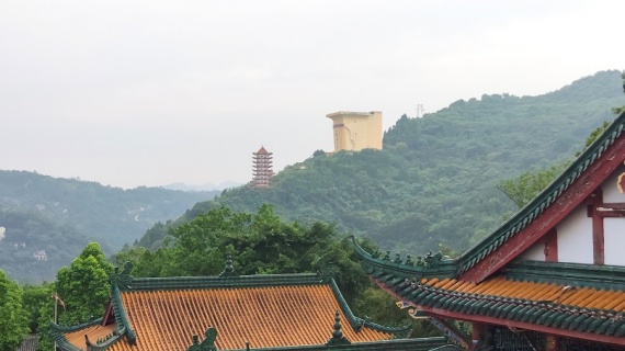康辉旅游网【英德.直通车】<双泉圣境·吃足4餐>广州往返英德圣泉山谷纯玩3天<双泉奇观~金汤&银汤>