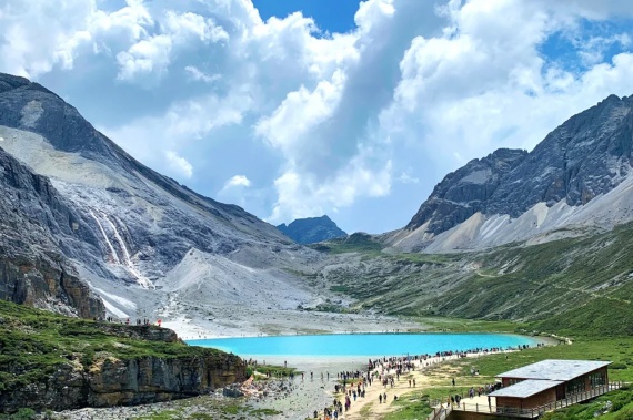 康辉旅游网【稻亚壹号】昆明出发成都+康定+木格措+新都桥+理塘+稻城亚丁6晚7天跟团游，唯美风光一网打尽