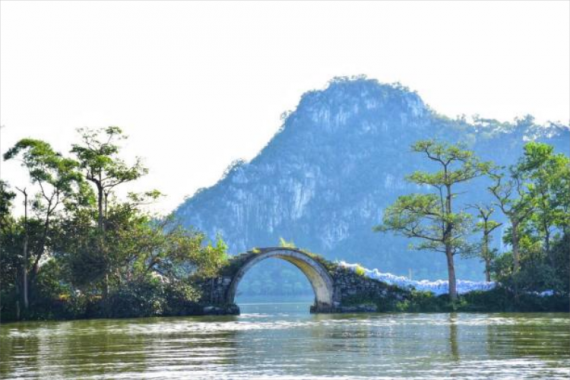 康辉旅游网<特惠游>广州往返-肇庆星湖游船观光摄影1天 含餐