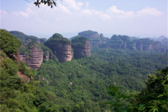 康辉旅游网<潇洒行>初遇南雄帽子峰小芳坪  韶关经律论温泉·禅意温泉小镇 纯玩3天