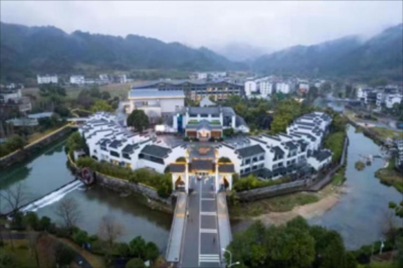 康辉旅游网【全景郴州】广州往返郴州莽山五指峰，苏仙岭，九龙水寨，汝城福泉汤谷汽车4天