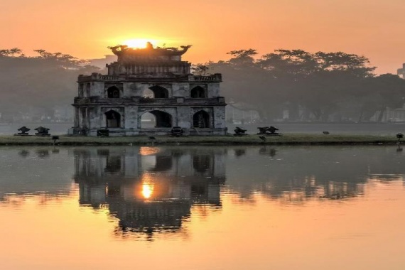 康辉旅游网<经典新春越南>广州往返广西南宁+越南下龙湾游船+河内+欧洲小镇+还剑湖动车5天