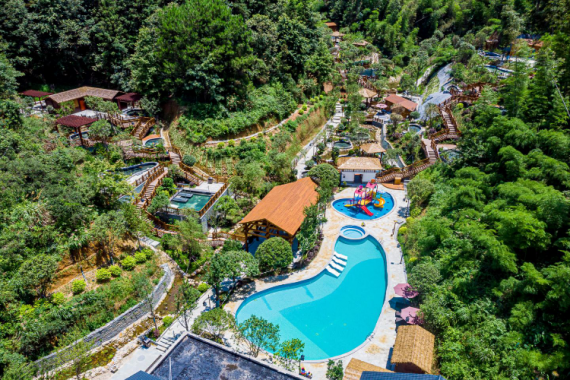 康辉旅游网<汝城温泉>广州往返汝城错峰连住2晚汝城官溪温泉酒店/山庄纯玩3天，漫步热水河