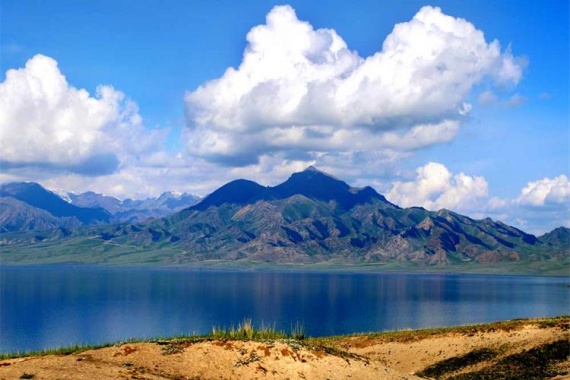 康辉旅游网<私家小团>冬恋双湖  乌鲁木齐往返 喀纳斯+禾木村+赛里木湖  纯玩双飞8天