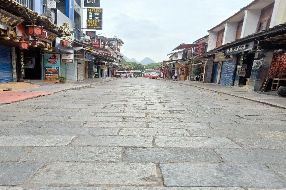 康辉旅游网广州往返广西龙脊梯田、兴坪古镇、象鼻山、平乐江游船、金水岩双动3天，特惠韵味龙脊