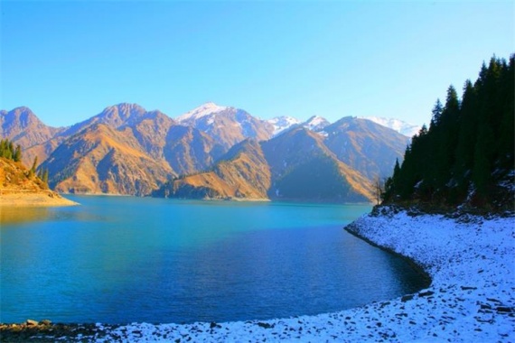 康辉旅游网<特惠>阿勒泰遇上伊犁 广州往返 阿勒泰+喀纳斯+那拉提+禾木+赛湖双飞一动8天