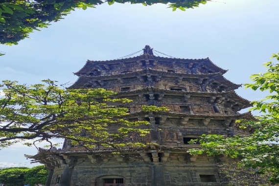 康辉旅游网<夏日精灵萤火之约>广州往返漳州古城、华安土楼、泉州西街、崇武古城双动4天
